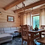 Zabie Dworki Luxury &