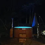 żabie Dworki Luxury Chalets&spa Chalé Witów
