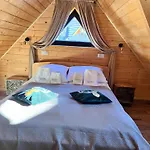 Chalé żabie Dworki Luxury Chalets&spa Witów