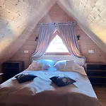 żabie Dworki Luxury Chalets&spa Witów