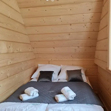 Zabie Dworki Luxury & Chalet