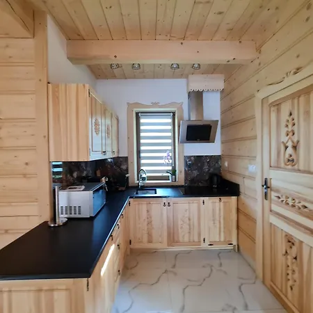 Zabie Dworki Luxury & *