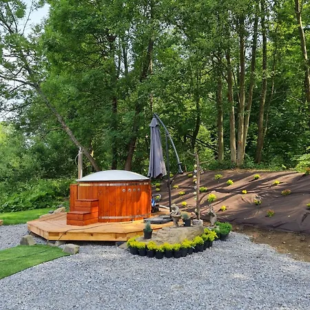 Шале Zabie Dworki Luxury &