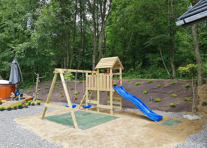 Zabie Dworki Luxury & Chalet *