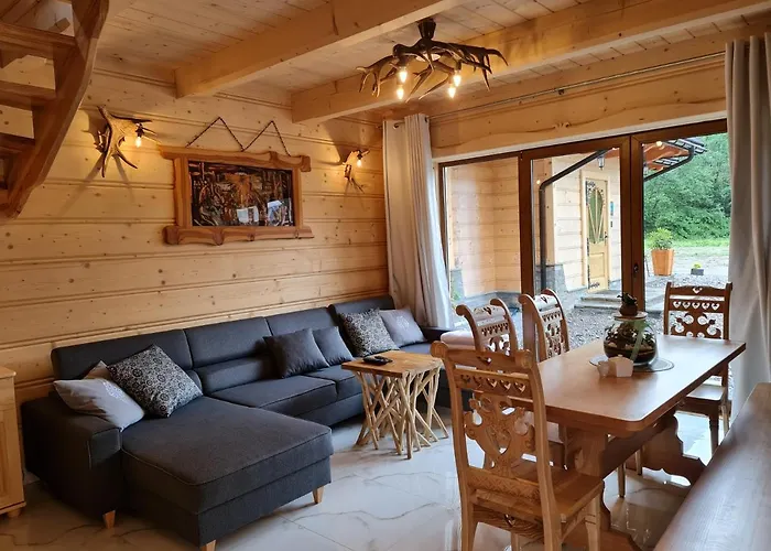 Zabie Dworki Luxury & *