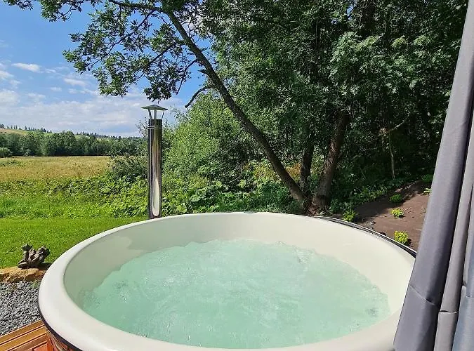 Zabie Dworki Luxury & Chalet *