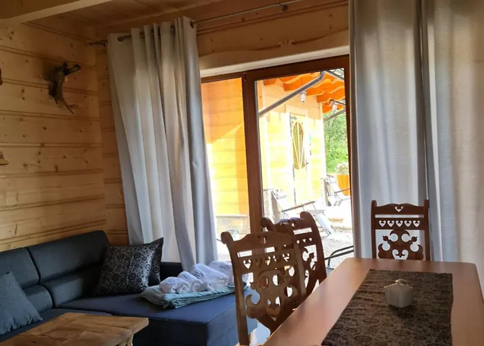 Chalet Zabie Dworki Luxury & Witów