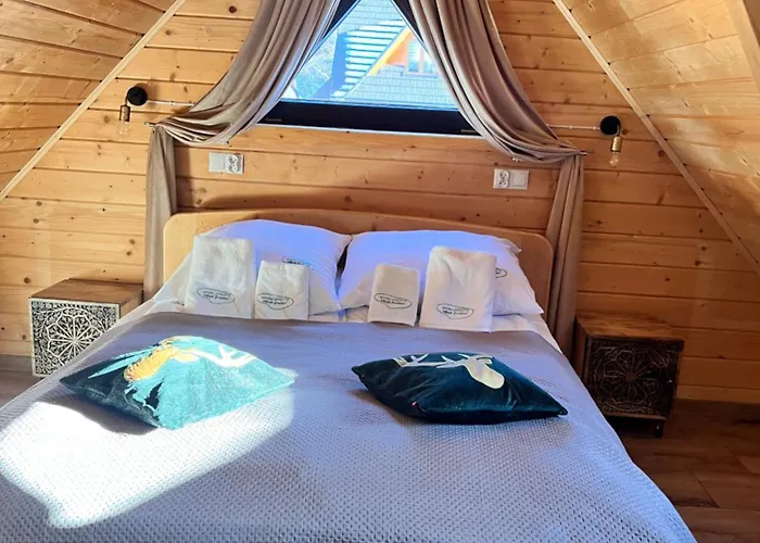 Chalet Zabie Dworki Luxury & Witów